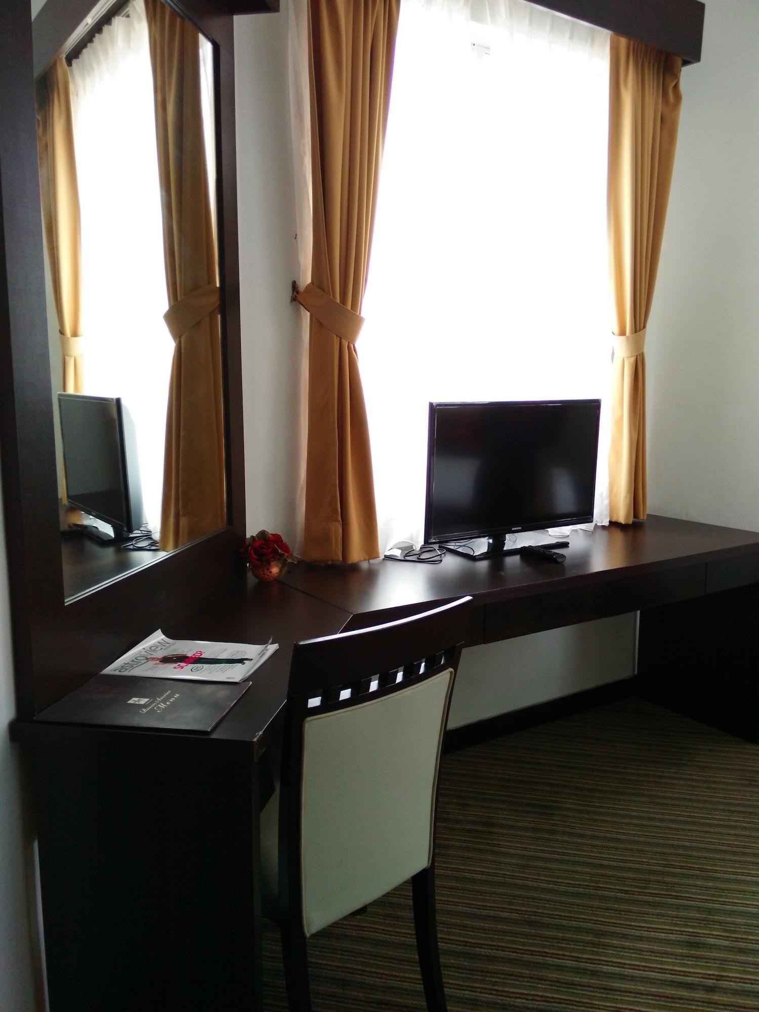 Hotel Seri Malaysia Kepala Batas Exterior photo