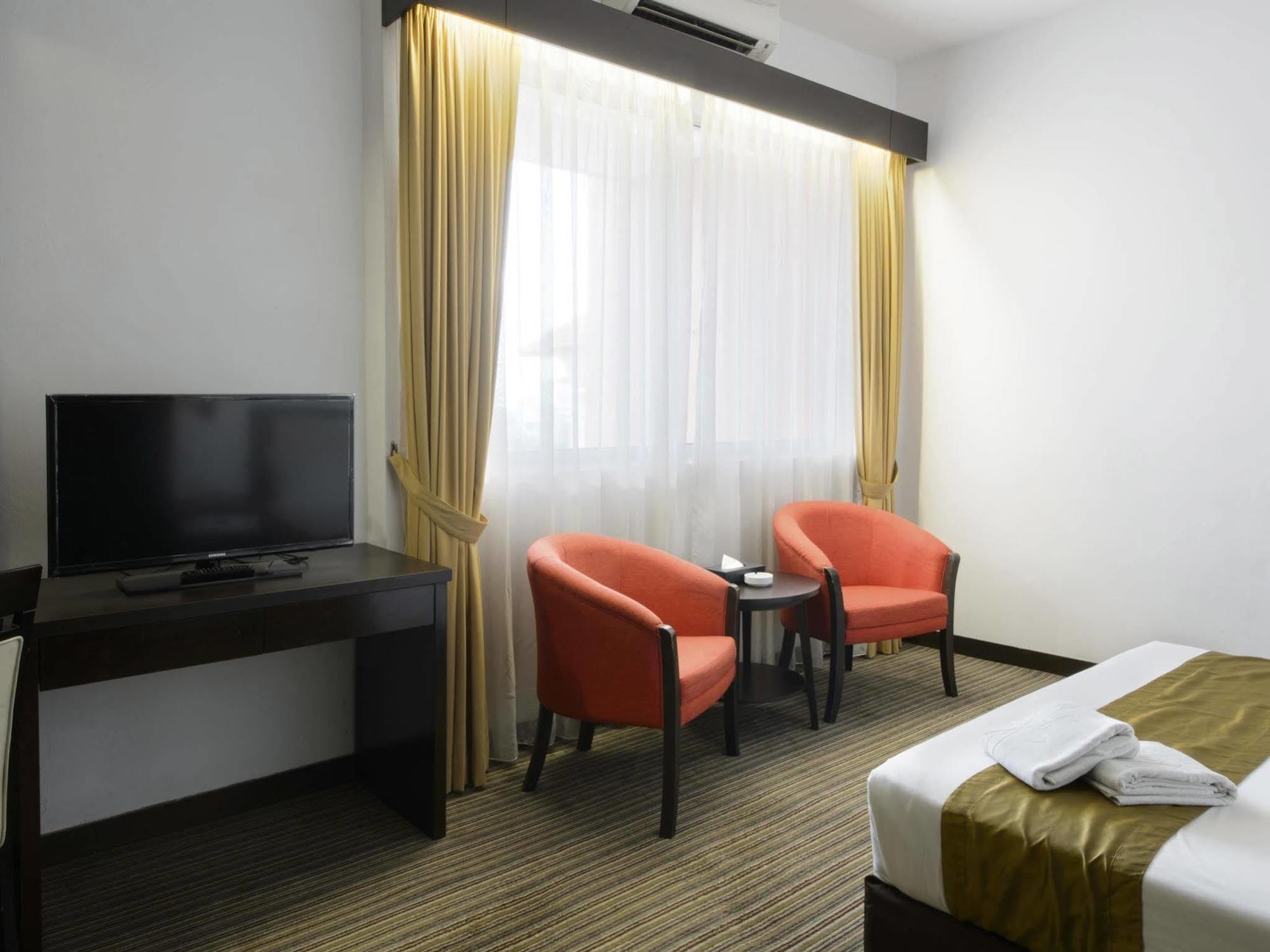 Hotel Seri Malaysia Kepala Batas Exterior photo